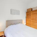 Ref 2038 - - Superb Fully Renovated One-bedroom Канны